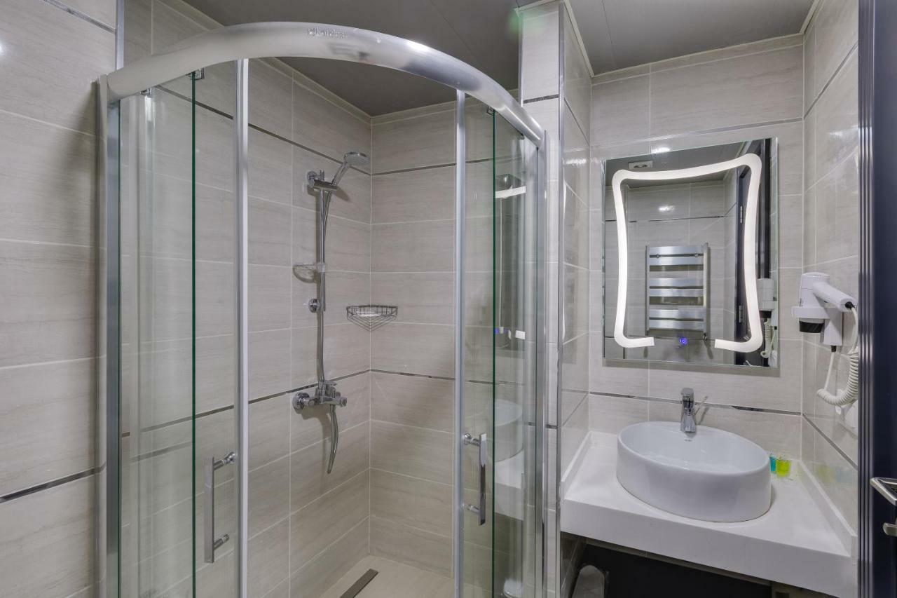 City Hotel Batumi Ngoại thất bức ảnh